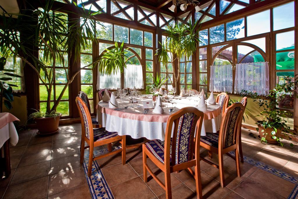 Garni Hotel Park Palic Exterior photo