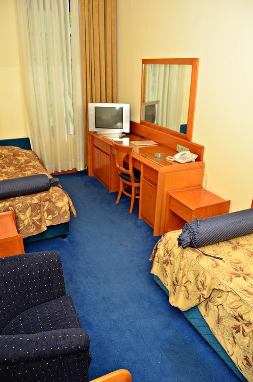 Garni Hotel Park Palic Exterior photo