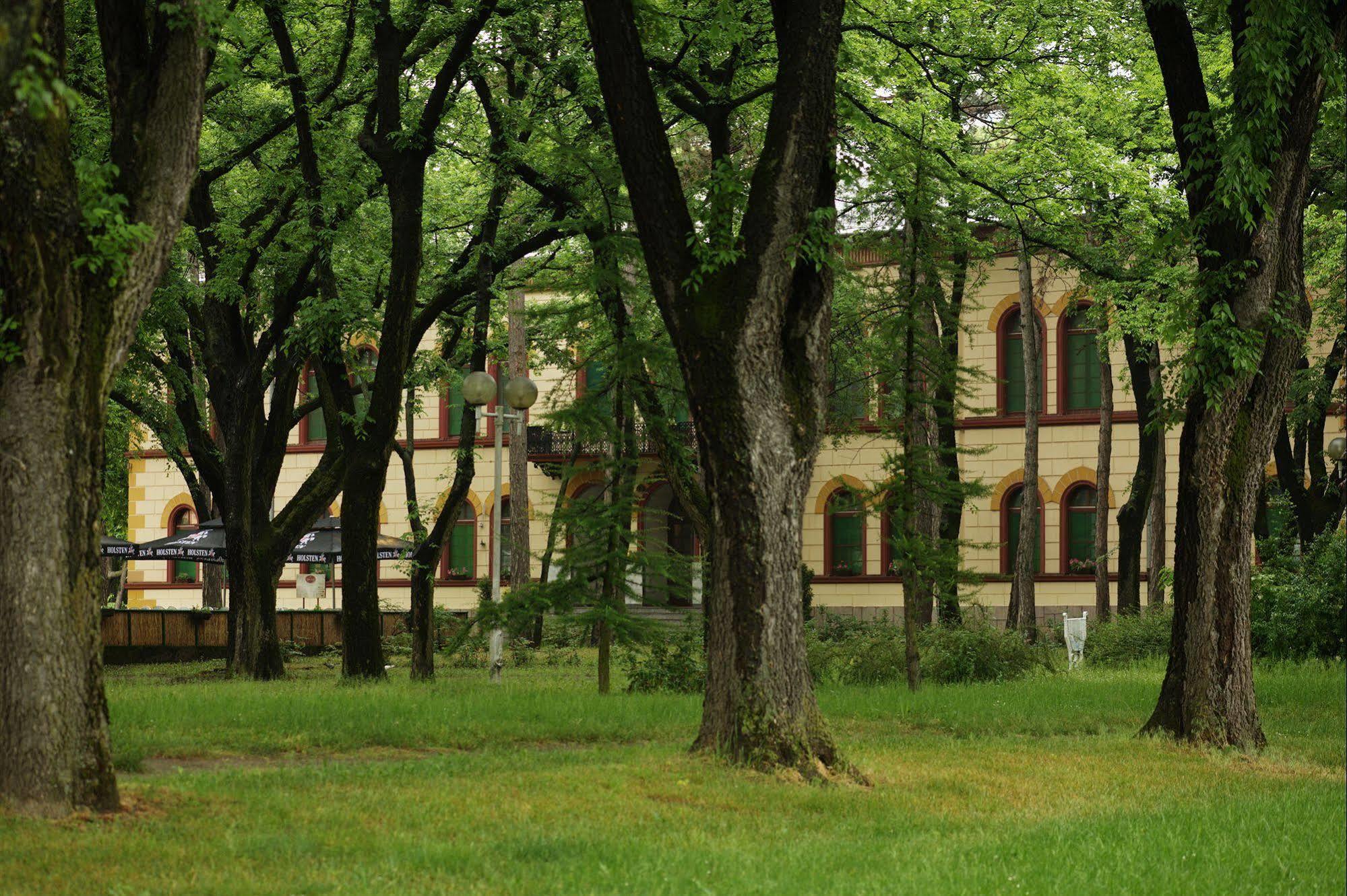 Garni Hotel Park Palic Exterior photo